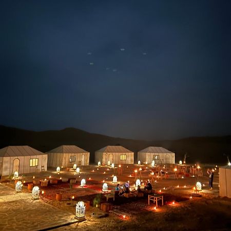 Desert Luxury Camp Мерзуга Экстерьер фото